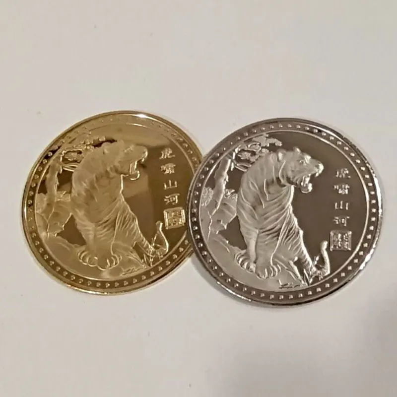 

China New Year Of Tiger Mascot King of Beasts Painted Gold Silver Coins Commemorative Coin Collectibles Chinese Culture Gifts