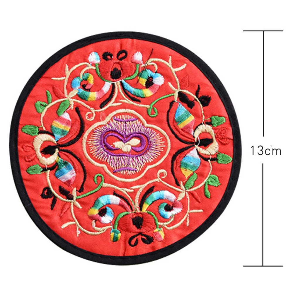 

Embroidery Craft, Embroidered Piece, Heat Insulation Coaster Random Color Mixing
