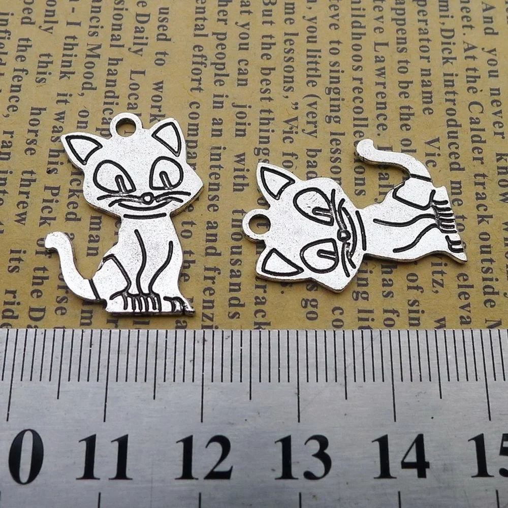 

100pcs Cat Charms 18mm x 25mm DIY Jewelry Making Pendant Antique Silver Color