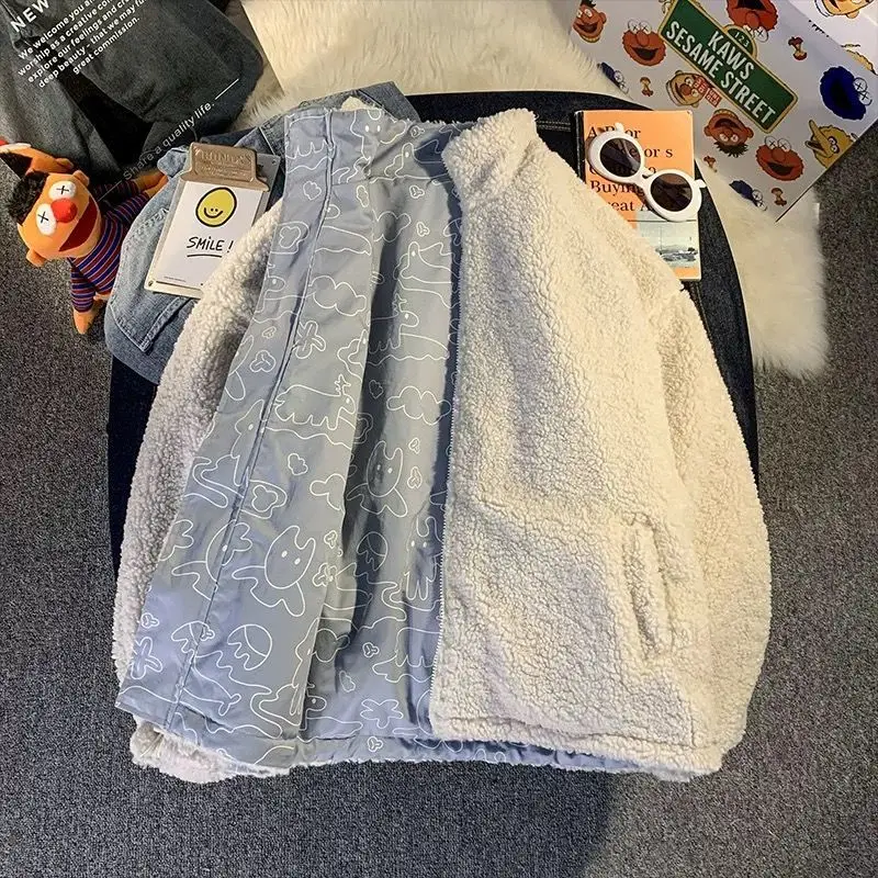 Одежду из хлопка можно носить на обе стороны. Пальто женское зимнее короткое