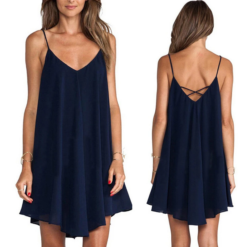Шифоновое пикантное свободное мини платье без рукавов на бретельках с V образным