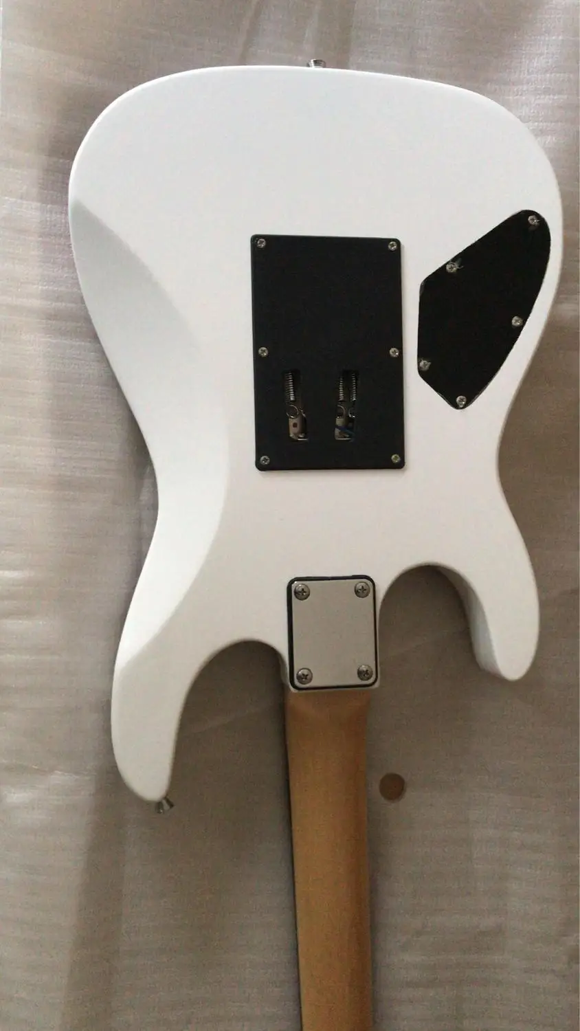 Бесплатная доставка новое поступление модель Jackosn флаг на корпусе электрогитары