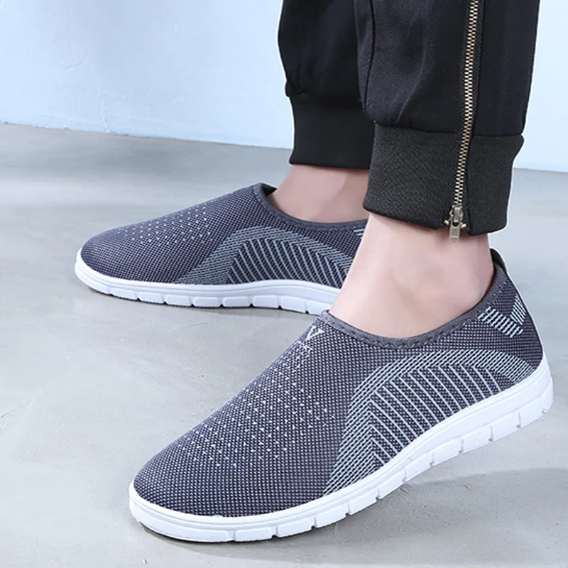 Туфли женские на плоской подошве повседневные лоферы дышащие стрейчевая ткань