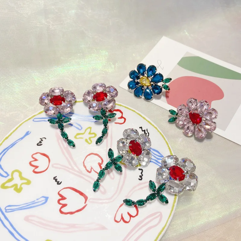 

Versatile simple fashion flower earrings large crystal gemstone color flower ring lovely accessories