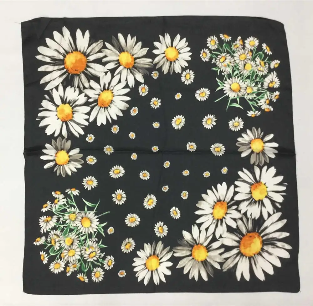 Бандана шелковый шарф платок маленькая Маргаритка хризантемы дизайнерские