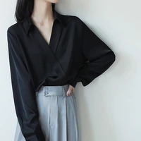 2021 early spring v neck long sleeved careful machine shirt female black design temperament loose and thin chiffon top