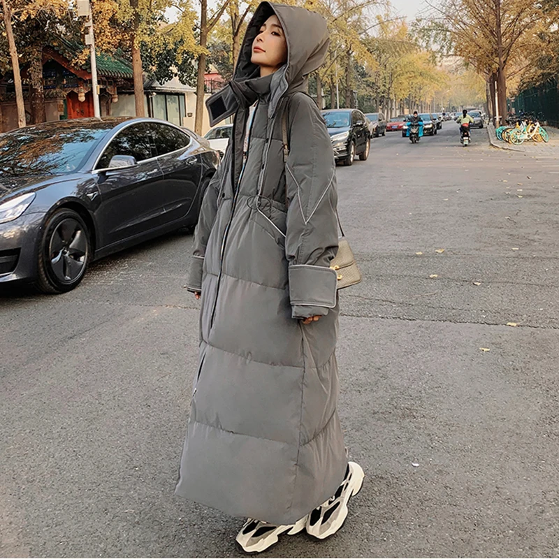 Пальто женское средней длины с капюшоном модное свободное утепленное пальто