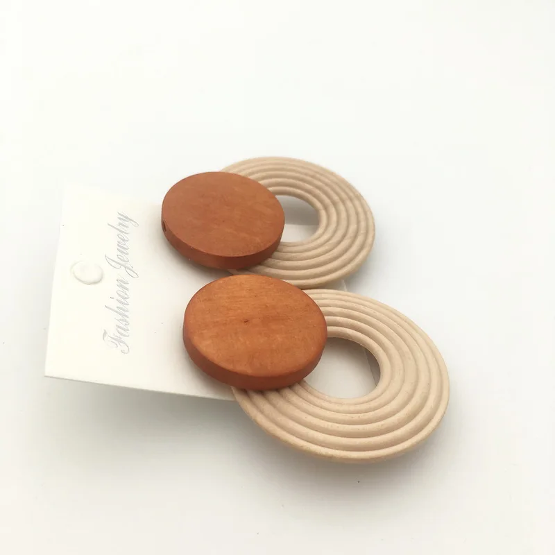 Богемные серьги кольца коричневые деревянные круглые подвесные висячие для