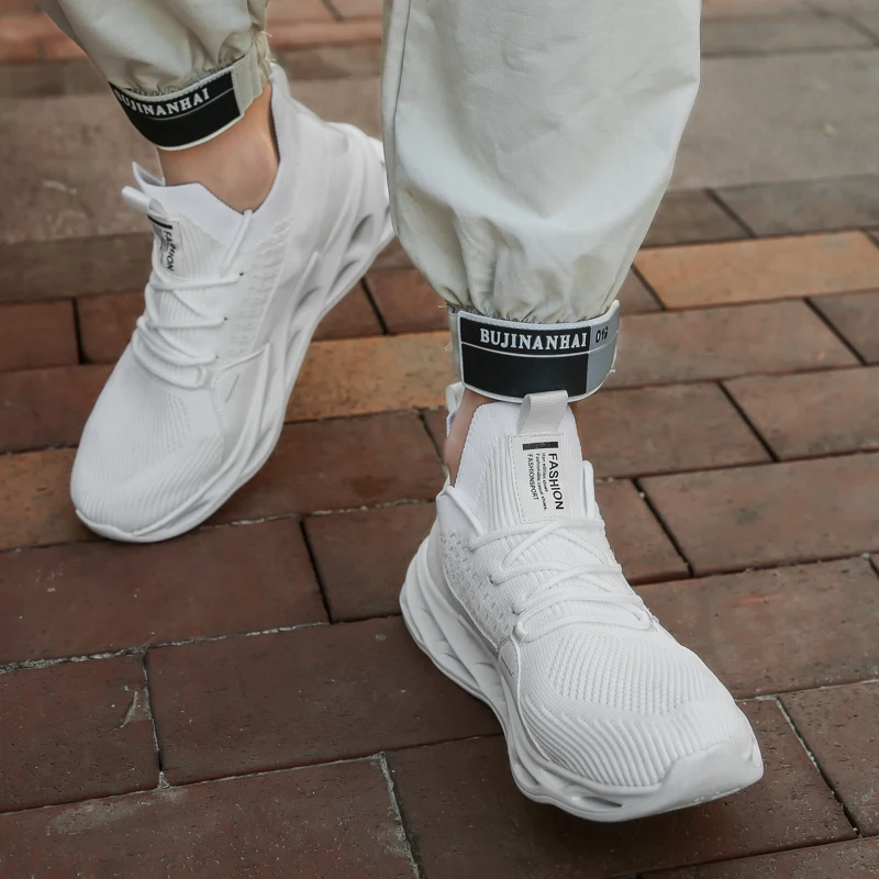 

New Air Mesh Sport Sneakers Men Casual Running Shoes for Man Light Weight Trainers Footwear Blade Sole Masculino