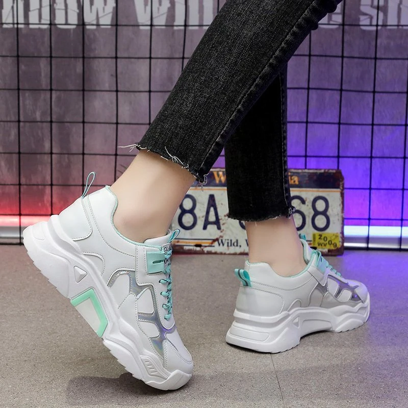 

Women's Fashion Vulcanize Shoes Breathable Womens Casual Shoes Lightweight Outdoor Walking Sneakers Plus Size Zapatillas Mujer