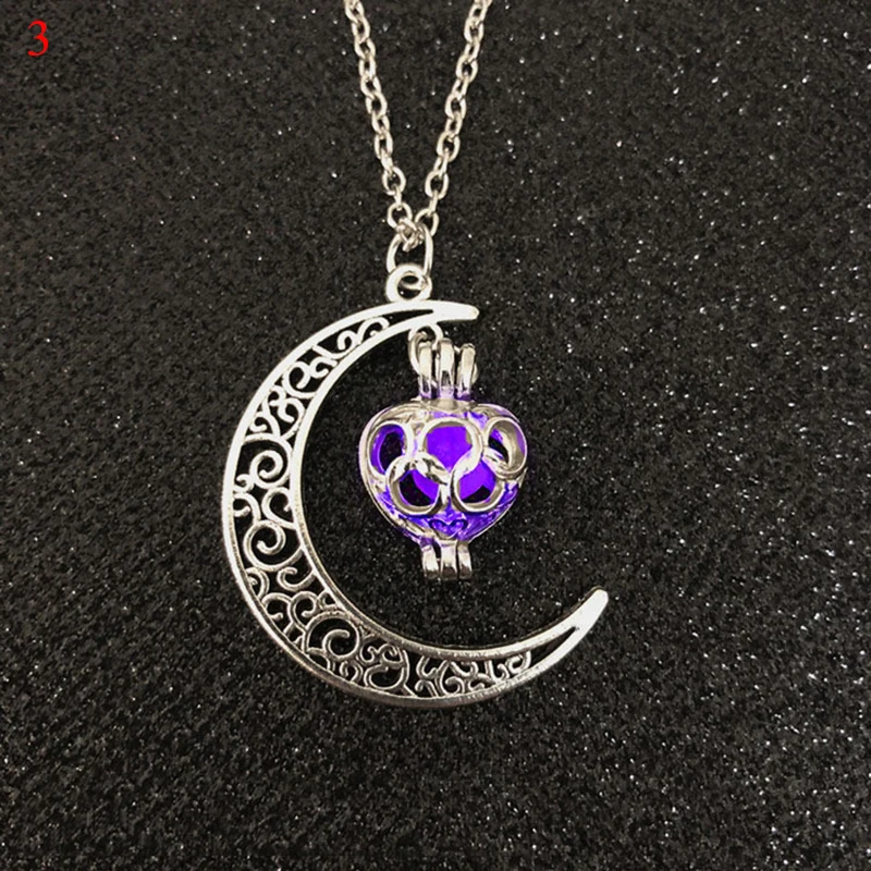 

Fashion Hot Sold Moon Glowing Necklace Gem Charm Jewelry Women Halloween Hollow Luminous Stone Necklace Gifts Charm Personality