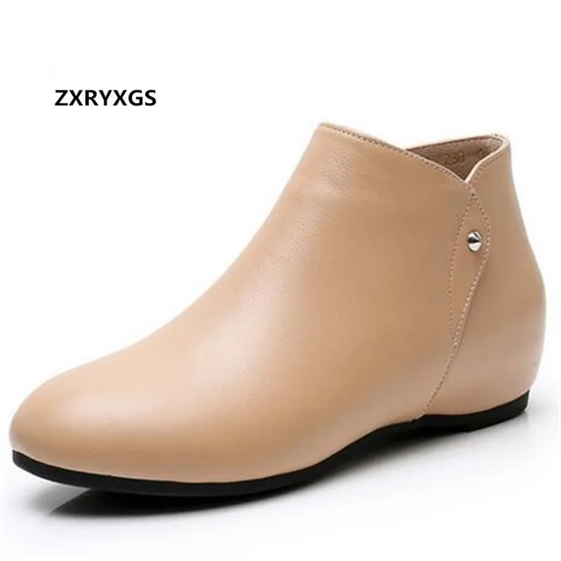 

Новинка 2022, весенние ботинки из мягкой воловьей кожи с высоким берцем, женские ботильоны на плоской подошве, увеличивающие рост на 1,5 см, босоножки большого размера из ажурной кожи, женские ботинки