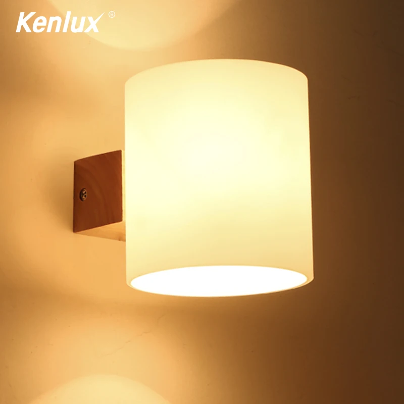 Внутренняя деревянная настенная лампа в скандинавском стиле стеклянный