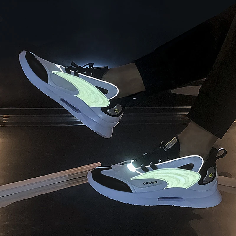 

Кроссовки мужские спортивные ONEMIX, дышащие, с сеткой, светоотражающие