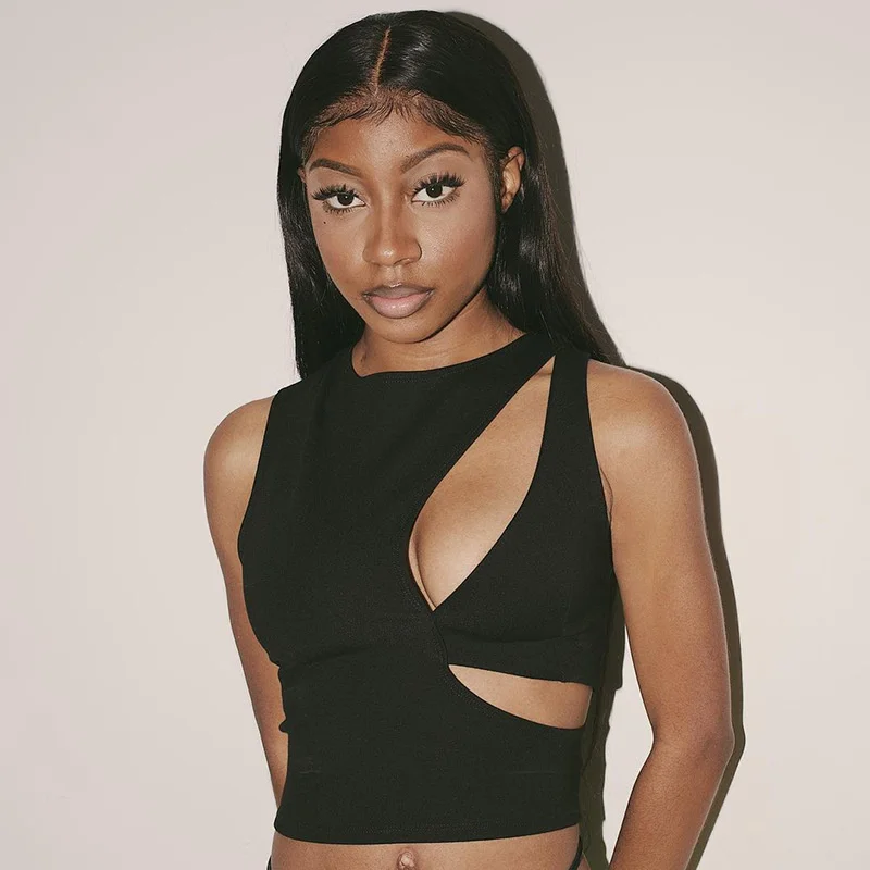 

Black Sleeveless Cut Out Tank Top Women Summer O-Neck Slim Vest Tops Femme Streetwear Sexy Tee Shirts 2021 Y2K Crop Tops