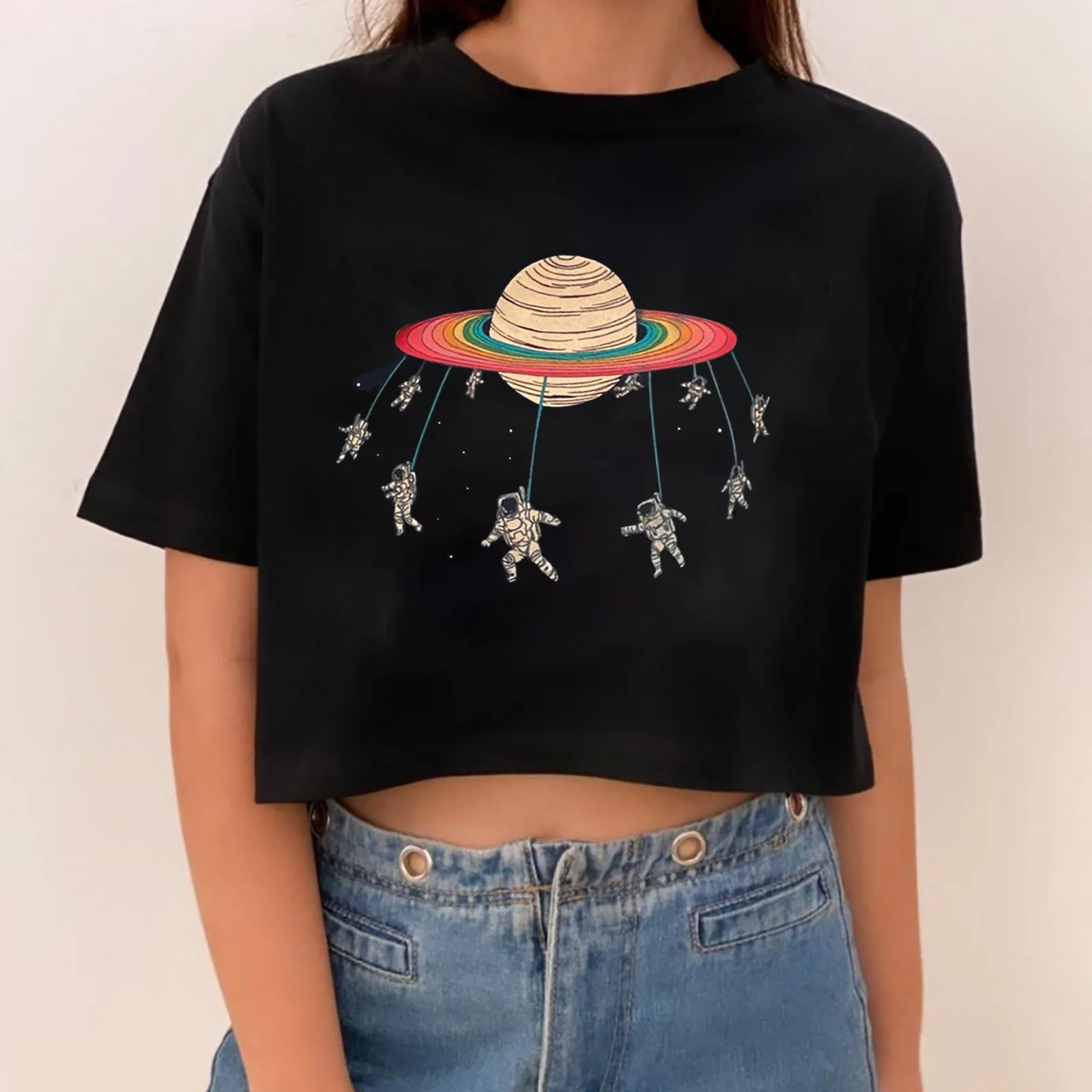 

Футболка женская с принтом астронавта и Луны, повседневный укороченный топ с круглым вырезом, в стиле преппи, с коротким рукавом, на лето