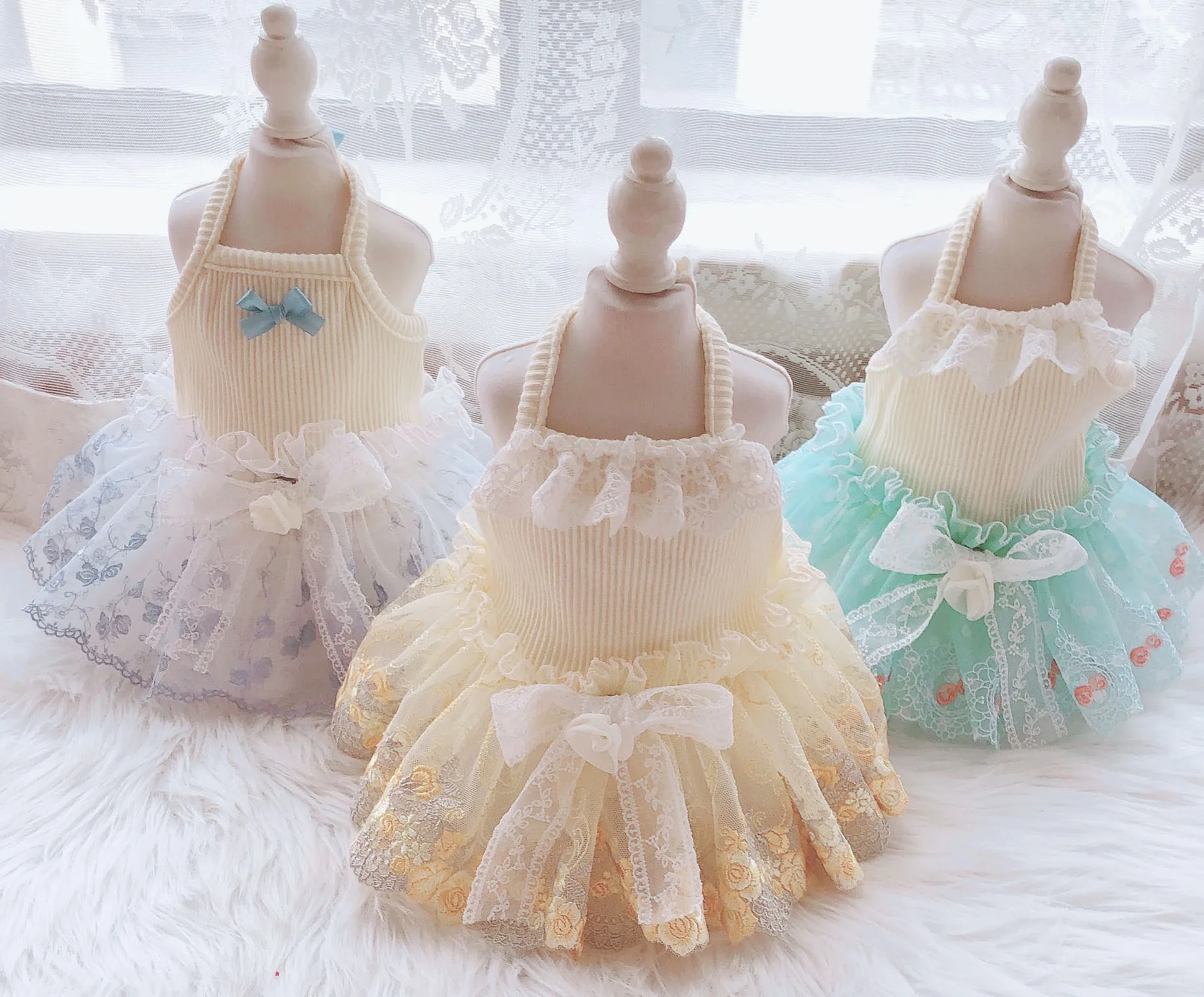 Зеленый синий желтый цвета Roupa De Cachorro платье для собаки милое розовое Вышитое