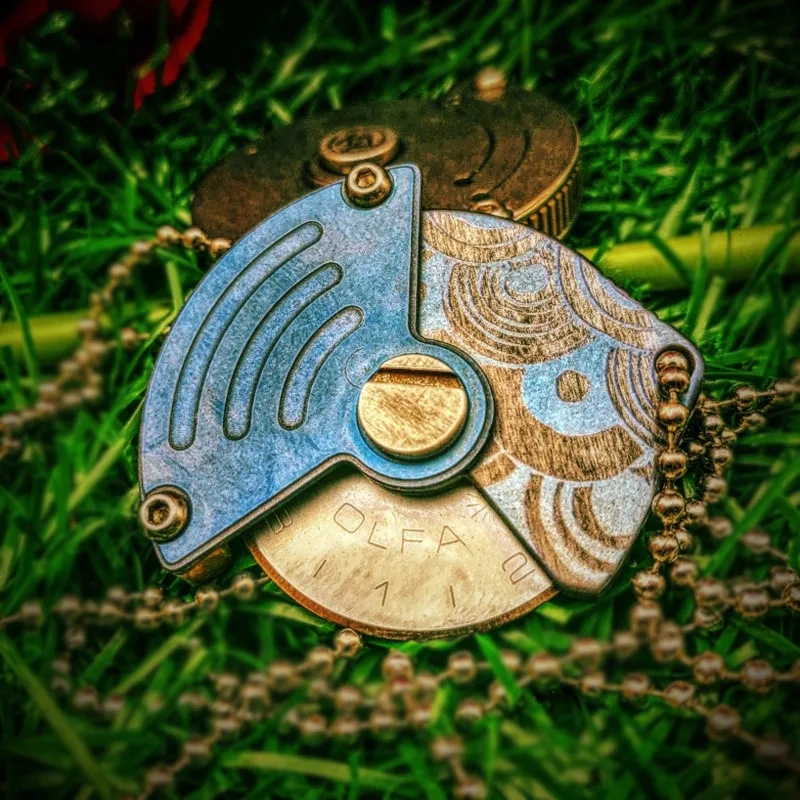 Женский мини портативный открывающийся Экспресс бокс из титанового сплава