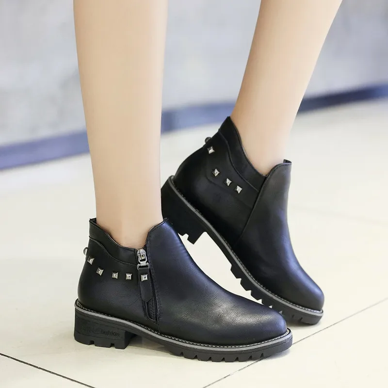 Новинка 2019 женские ботинки с заостренным носком модные в западном стиле короткие