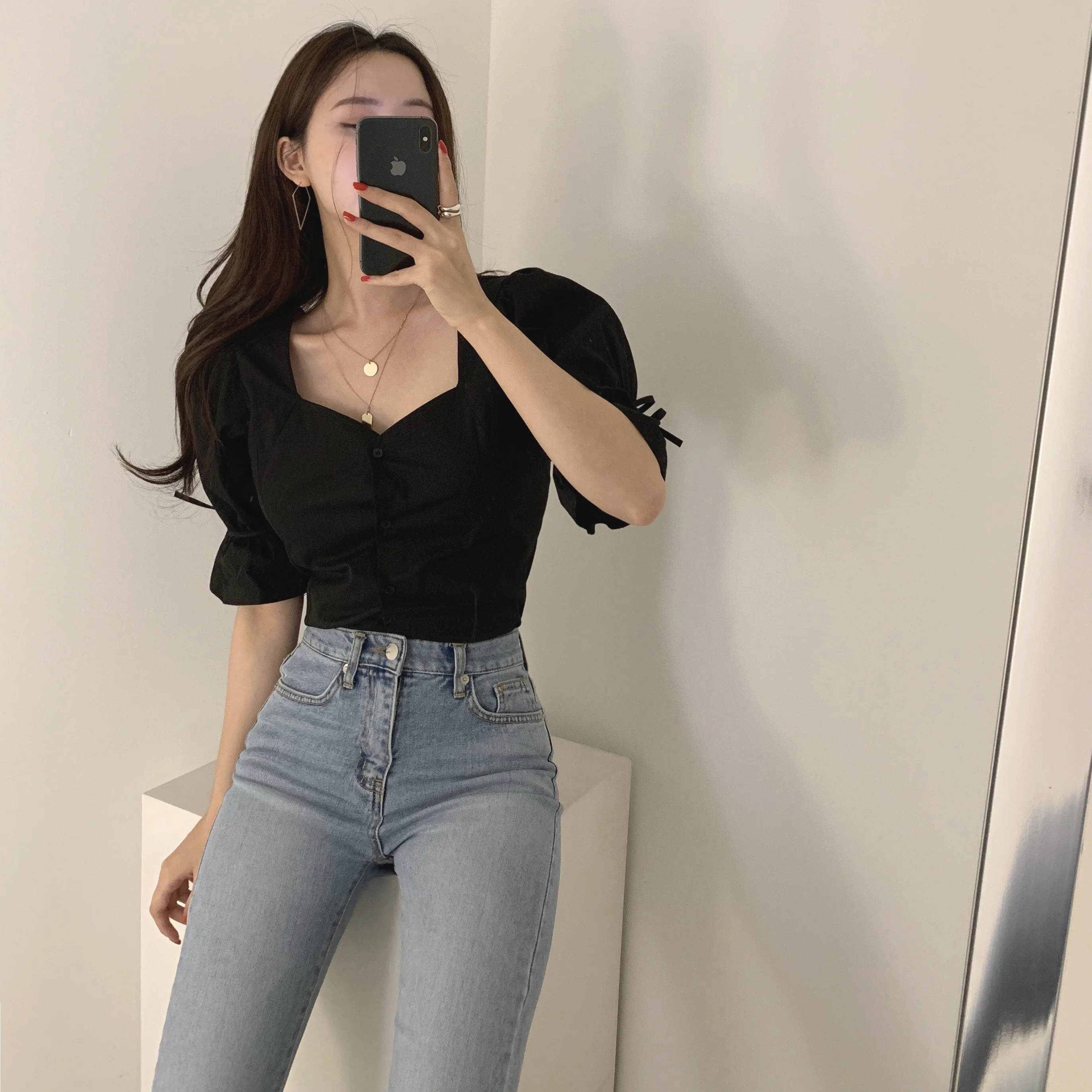 Женский офисный топ с коротким рукавом летняя пикантная туника v-образным