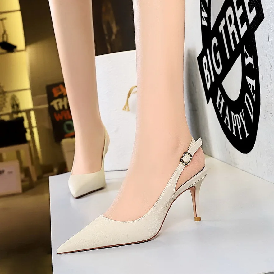 

Fashion Simple Retro Banquet Stiletto Heel Hollow Back Strap Women's Shoes