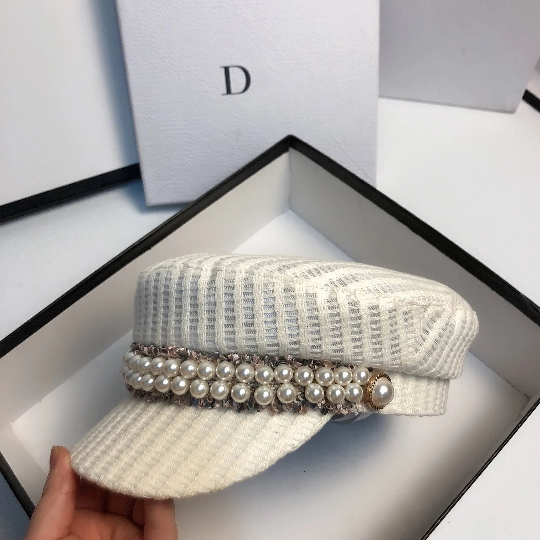 Дизайнерская шапка с бахромой и жемчугом в новом стиле корейские тонкие вязаные