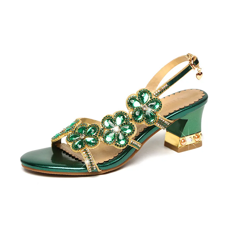 Модные женские сандалии с кристаллами и стразами Новинка лета 2021 стразы на