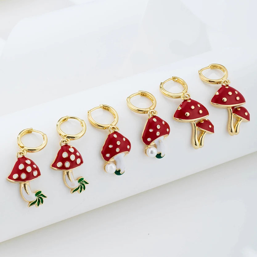 

Mushroom Hoops Dangle Earrings For Women Girls Fashion Ins Cute Simple Huggie Earrings Gold Enamel Earrings Student Jewelry Gift