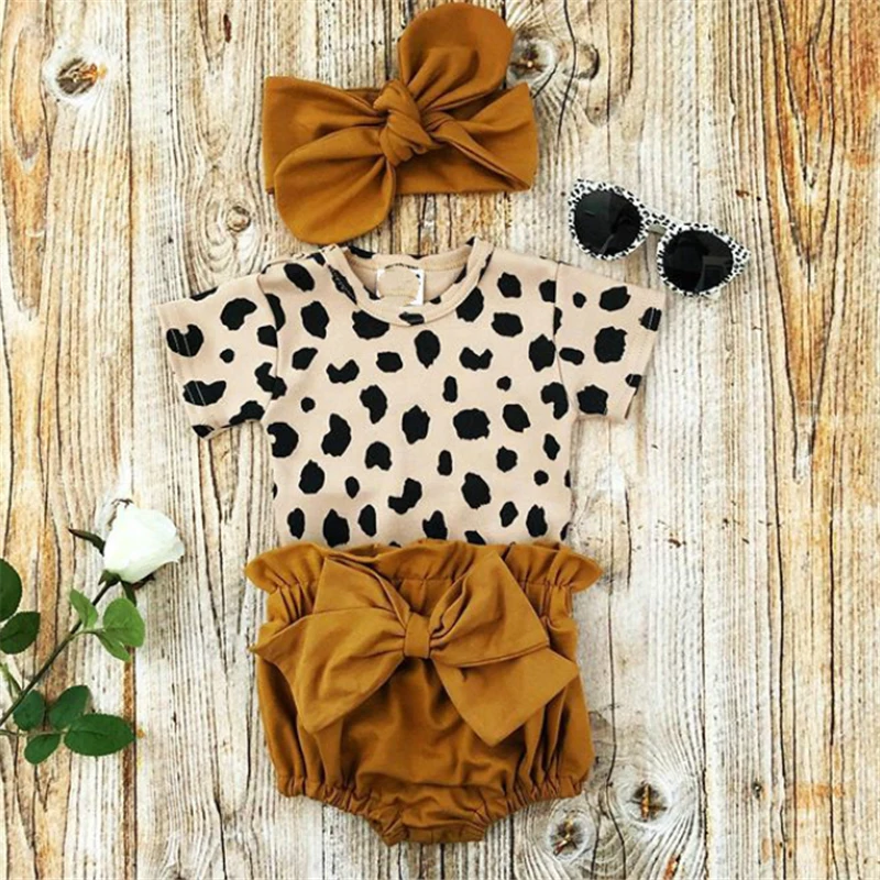 

2021 Fashion Newborn Toddler Baby Girls Clothes Sets Leopard Print Short Sleeve Romper Tops Bow Shorts Headband 3pcs Outfit Set