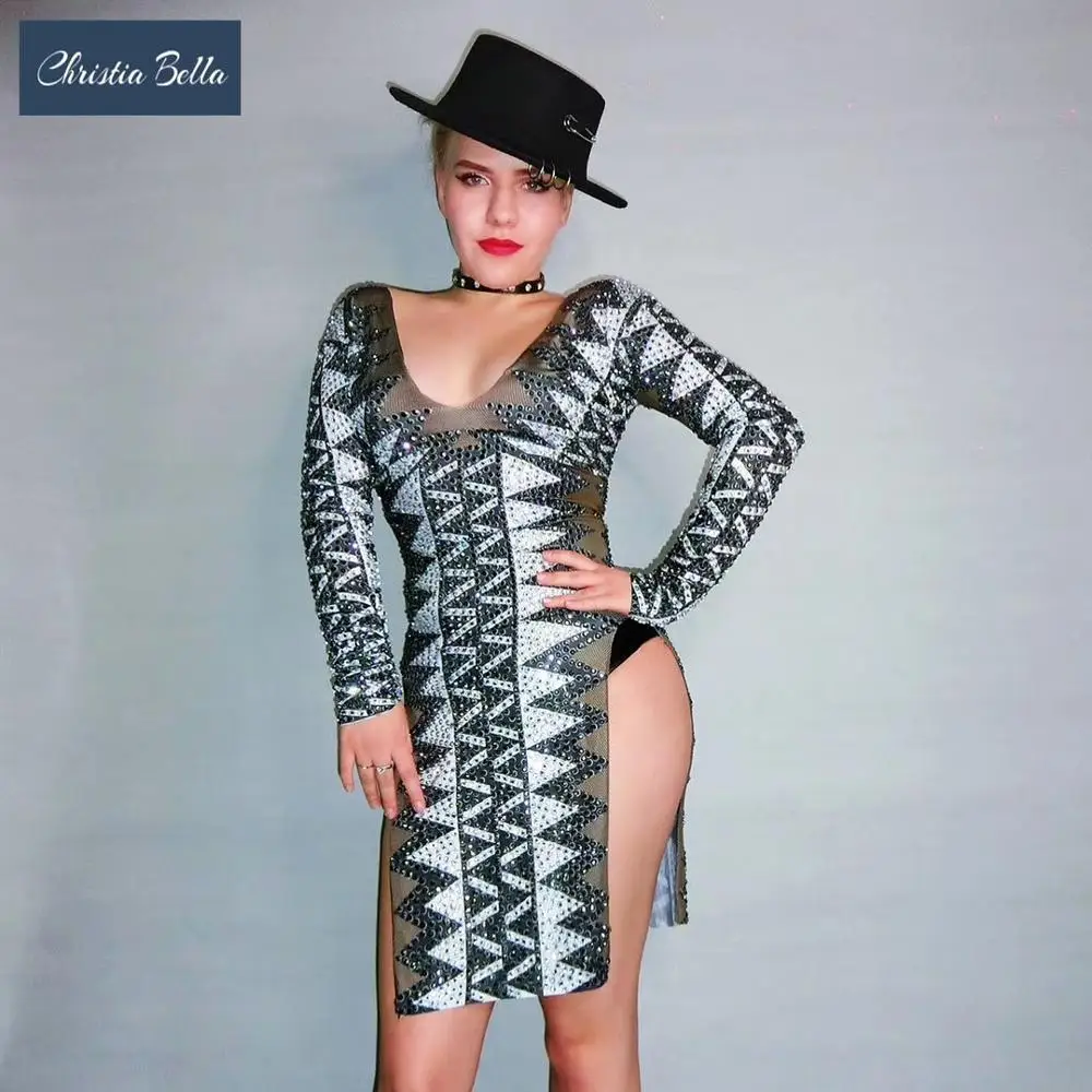 Женские вечерние платья с глубоким v образным вырезом и стразами Christia Bella