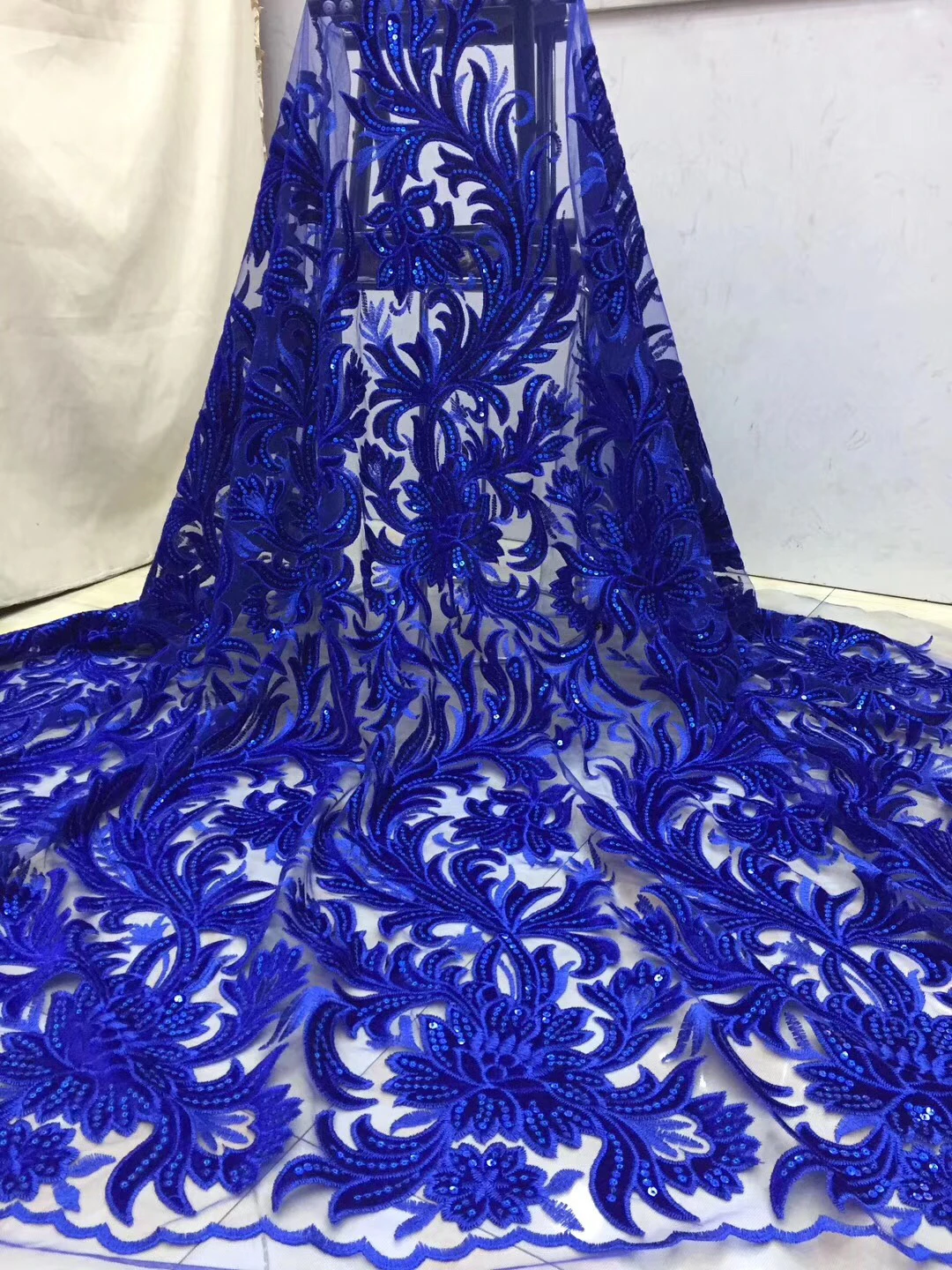 

2020 Embroidery Sequins Lace Fabric Velvet Lace Fabric for Wedding Party African French Lace Nigerian Tulle Lace Fabric KCD20111