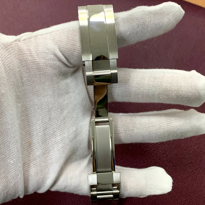 

Stainless Steel Case Watch Accessories 40mm Sapphire Crystal for 8215/2813 Automatic Movement Watch Accessories