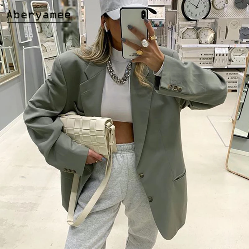 Женский блейзер в стиле оверсайз с карманами и длинными рукавами Aberyamee зеленая