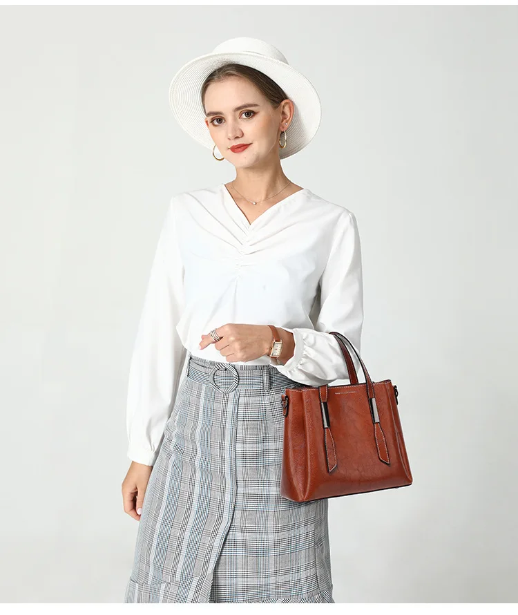 

2021 Women's Bags New Retro Oil Wax Leather Handbag Mother Bag One Shoulder Diagonal Span Fashionable Purses Handbags Bags