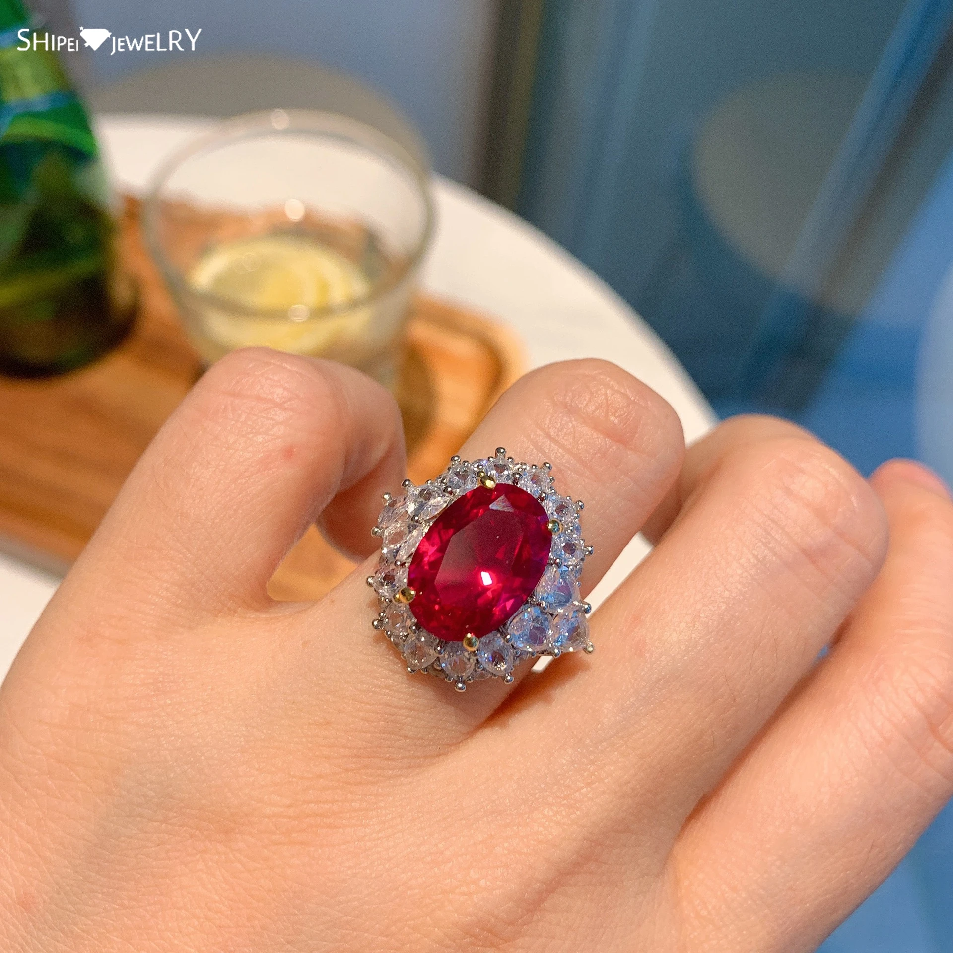 

Shipei 925 Sterling Silver Oval Cut Ruby Created Moissanite Gemstone Party Luxury Vintage Ladies Ring Fine Jewelry Wholesale