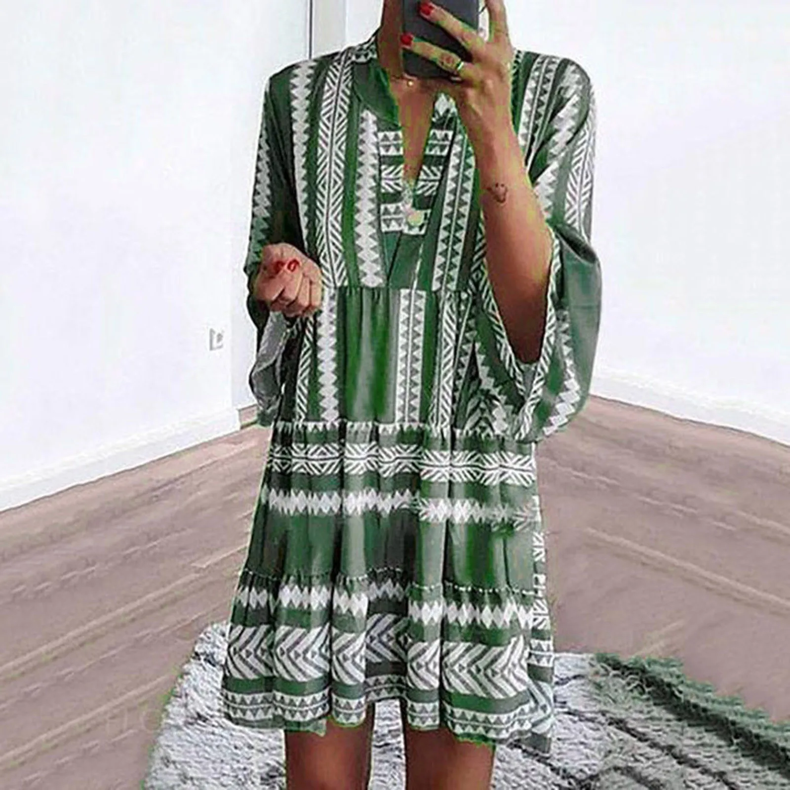 

Women Loose Summer Dress Female V-neck Short Sleeve Party Dress Plus Size Casual Graphic Print Boho Spring Dress 2021