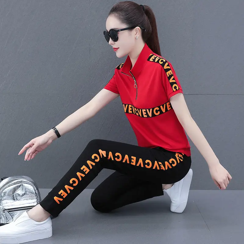 

Женский спортивный костюм с коротким рукавом, повседневный спортивный костюм из двух предметов в полоску, с воротником-стойкой и надписью с...