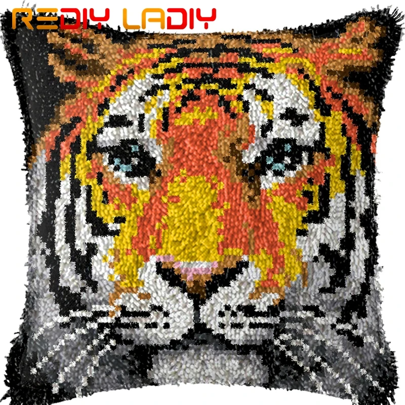 

Latch Hook Cushion King of Tiger Pillow Case Acrylic Yarn Pillow Pre-Printed Color Canvas Crochet Cushion Cover Hobby & Crafts