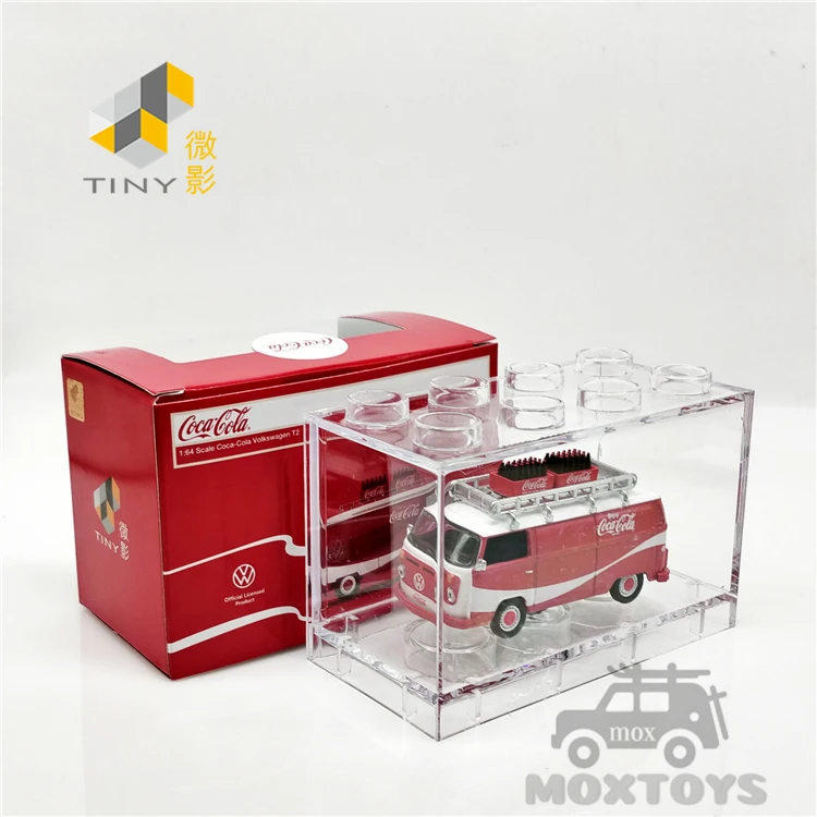 

Модель автомобиля Tiny 1:64 VW T1, фургон-Кокс, красно-белая