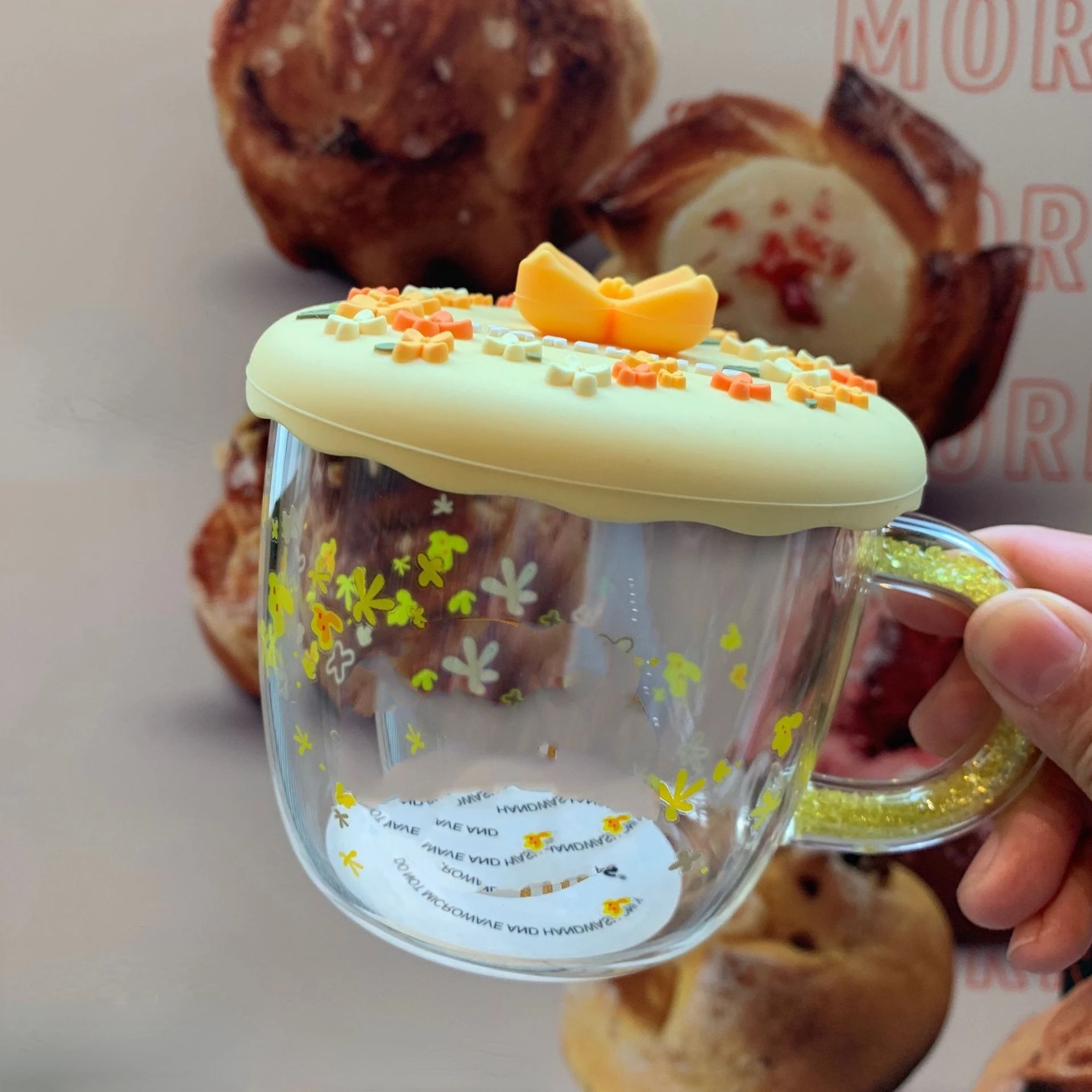 

Cute Golden Osmanthus Glass Cup Silicone Cup Lid Heat-resistant Glass Coffee Cup Creative Mug Cup Sakura Fish Scales Milk Cup