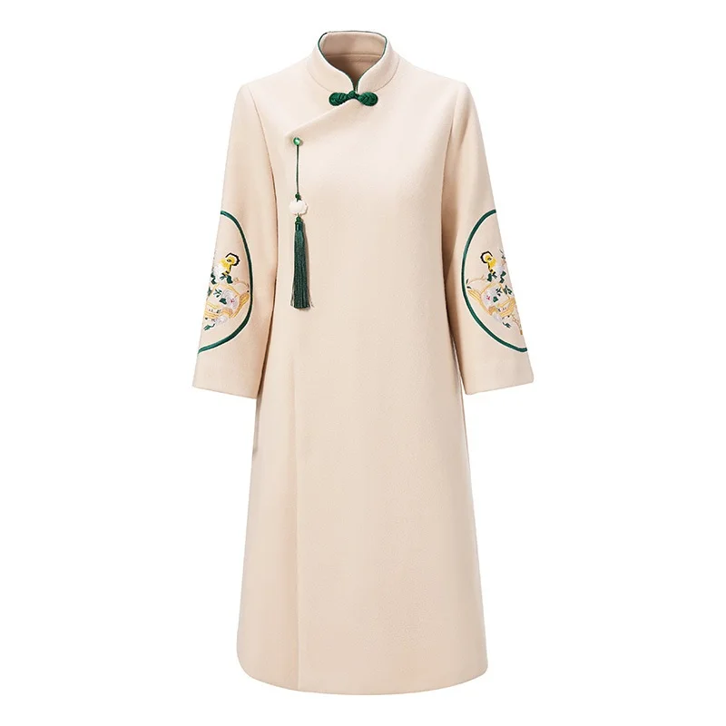 Traditional Chinese Dress Qipao Hanfu Qi Pao Women Retro Long Sleeve Vintage Embroidery Elegant New Year Cheongsam 31361 |