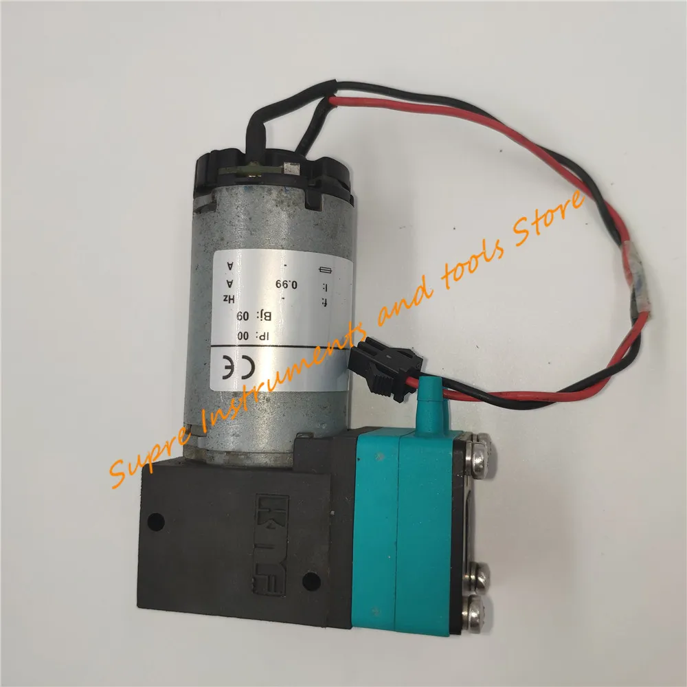 Бывший в употреблении мембранный насос KNF DC водяной Биохимический расходовой