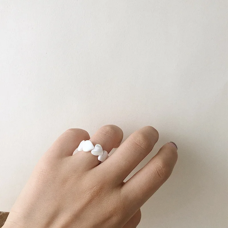 

2020 Sale Kpop Simple Aesthetic Lovely Heart-shaped Pearl Colorful Beaded Transparent Rings For Women BFF Party wedding Jewelry