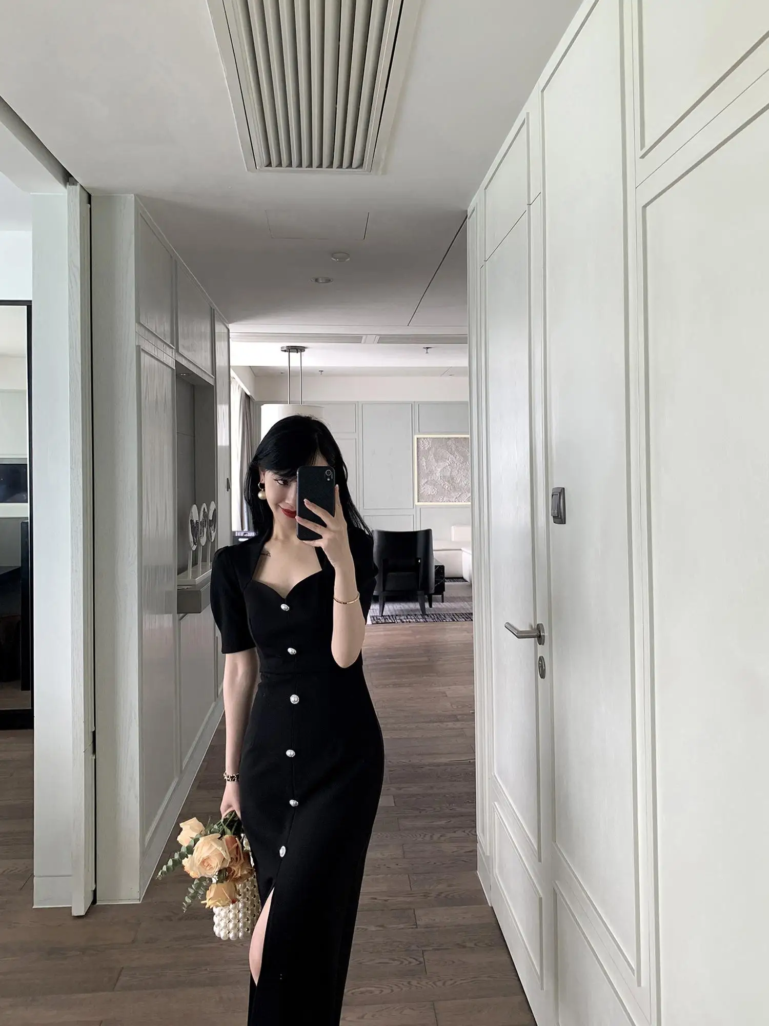 

VICONE One breasted dress with retro shoulder