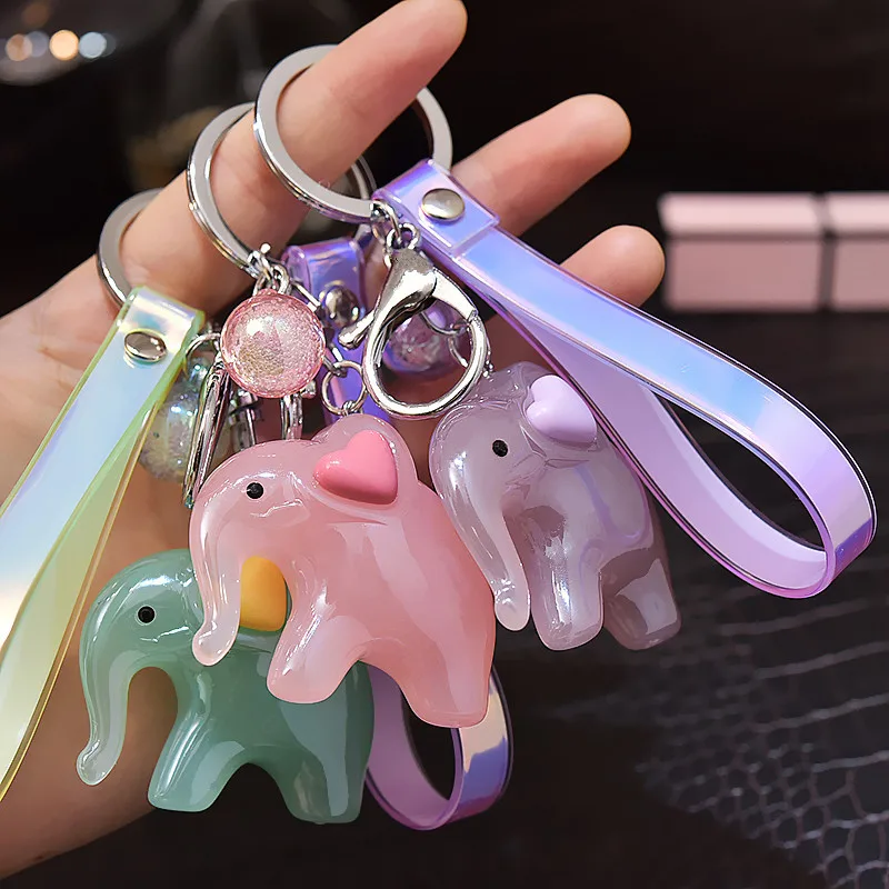 

2021 New Acrylic Cartoon Cute Elephant Doll Ins Magic Color Rope Keychain Ladies Bag Crystal Icon Pendant Hanging