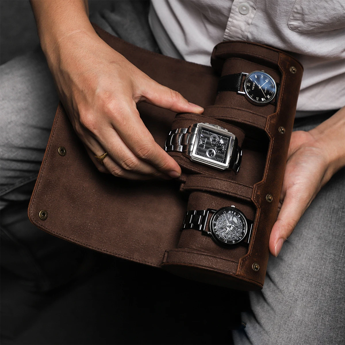 

Retro 3 Slots Watch Box Organizer For Men Watch Gift Box Leather Case Watch Roll Travel Display Storage Box with Slid in Out