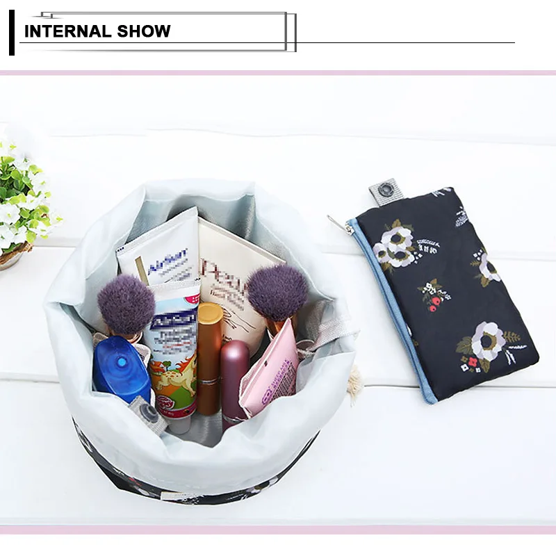 Женская косметичка цветная цилиндрическая на шнурке водонепроницаемая для