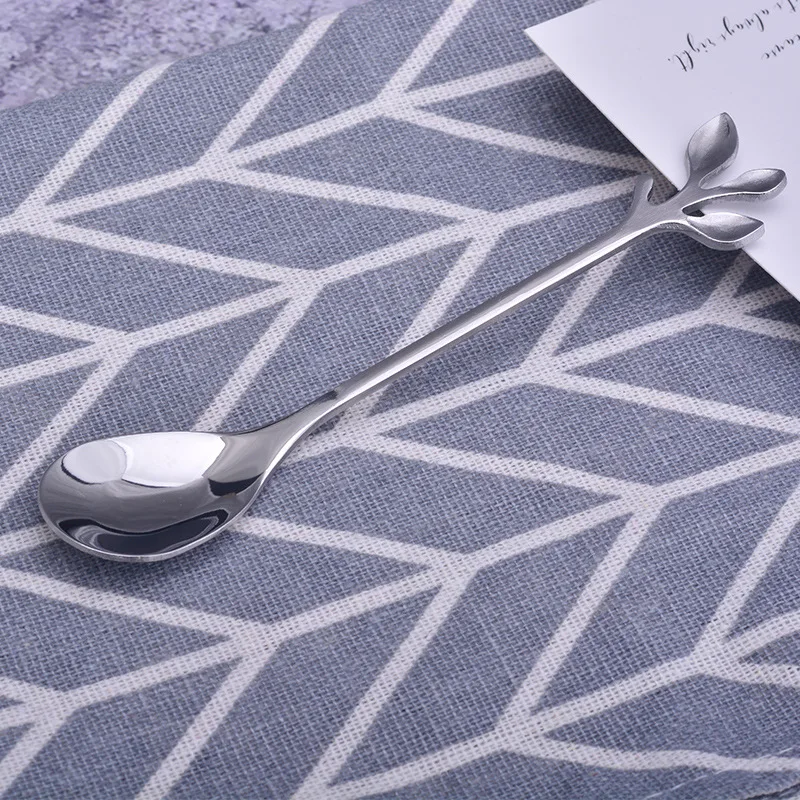 Golden Silver Leaf Spoon Stainless Steel Coffee Spoon Coffee Mixing Spoon Northern Europe Custom Gift Creative Branch Spoon - Цвет: Silver spoon
