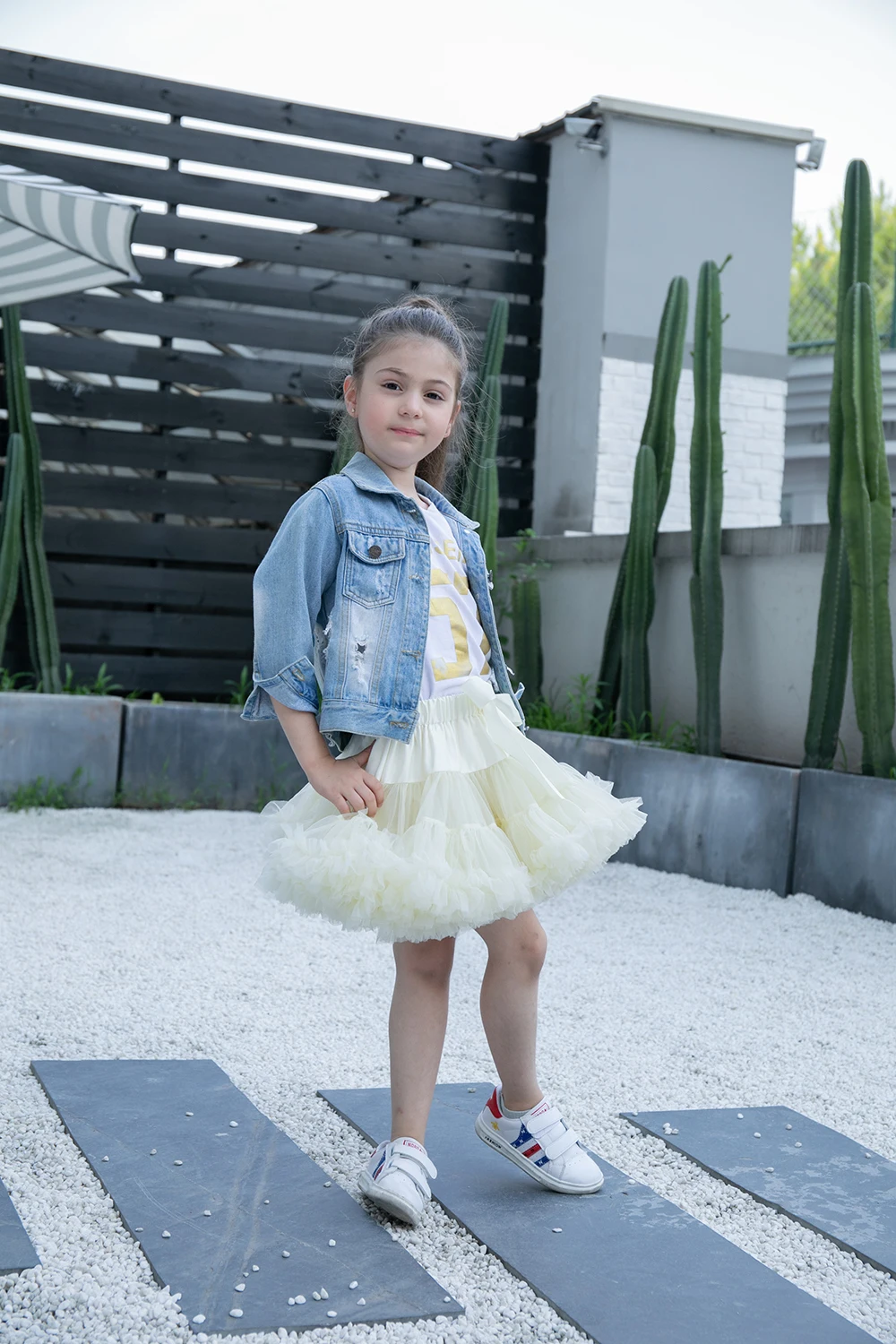 Бежевая Высококачественная популярная танцевальная одежда для маленьких