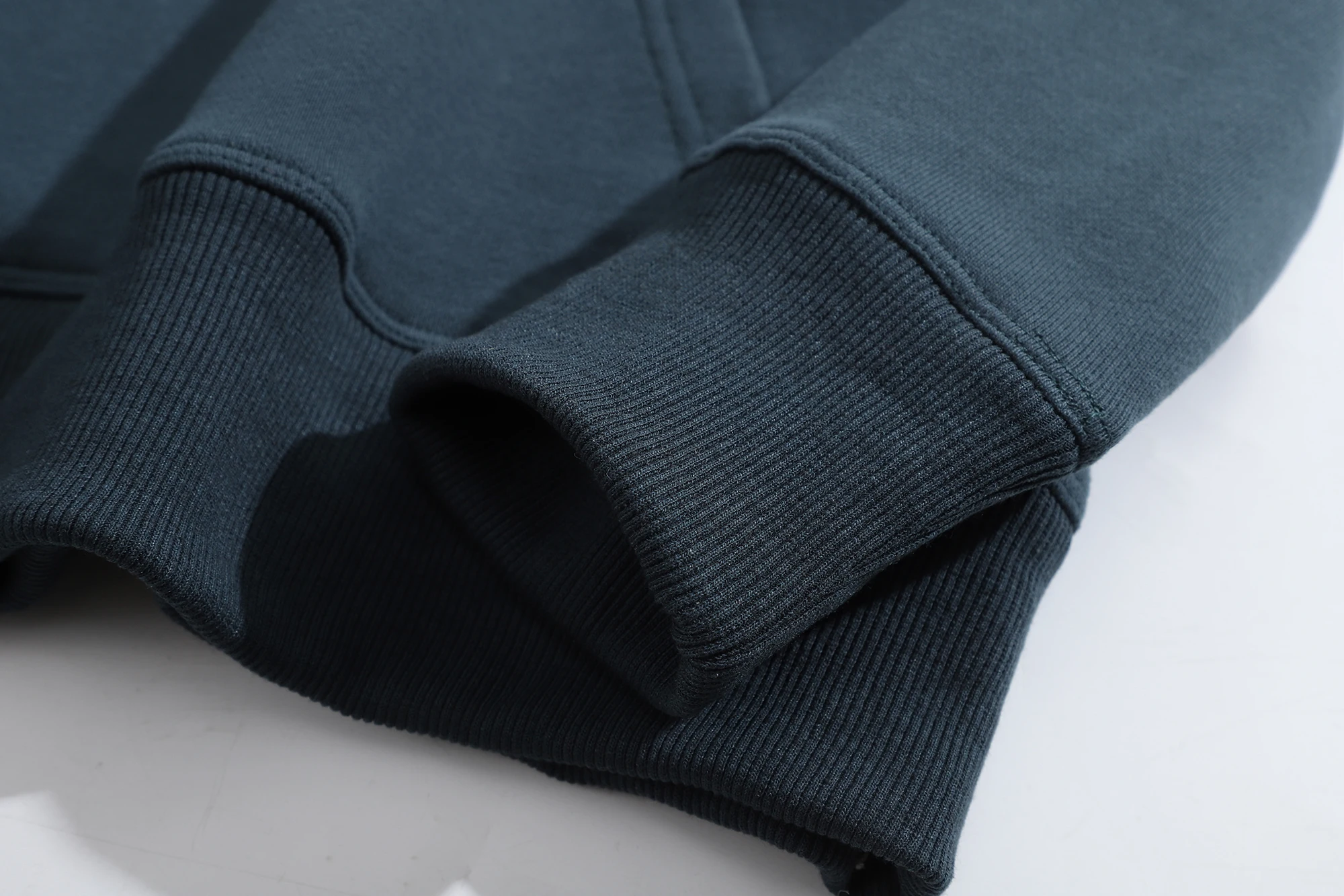 Толстовка мужская с рукавом реглан 380 г на осень/зиму | Мужская одежда